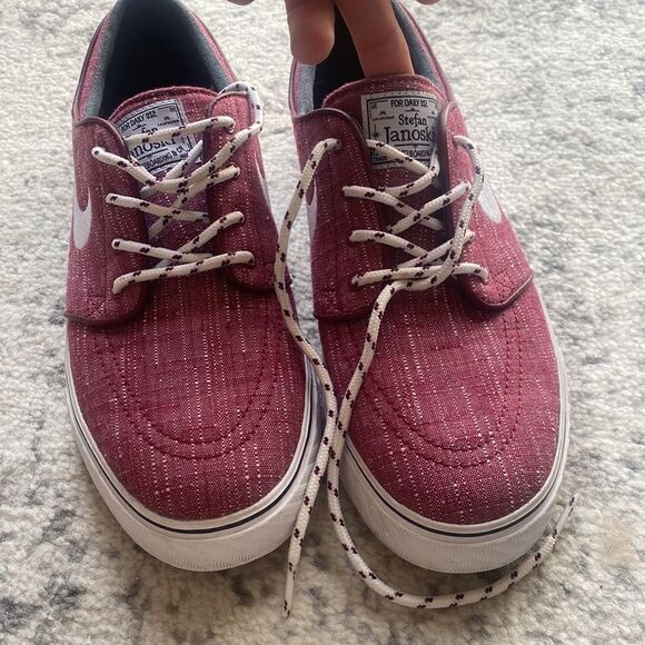 Nike Zoom mens Stefan Janoski Red 2014 Size 8.5 mens 10 in womens in EUC Nike SB - Picture 2 of 9